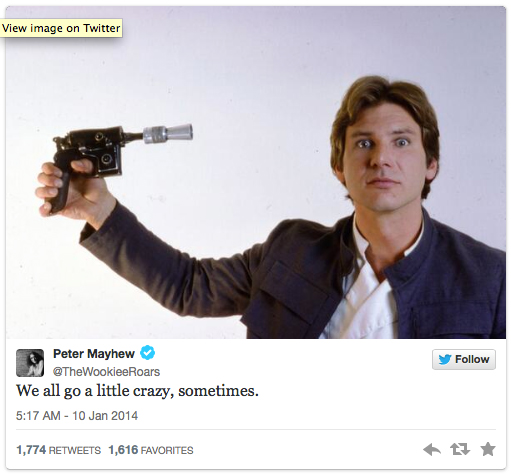 Chewbacca sube a Twitter fotos inéditas del rodaje de Star Wars