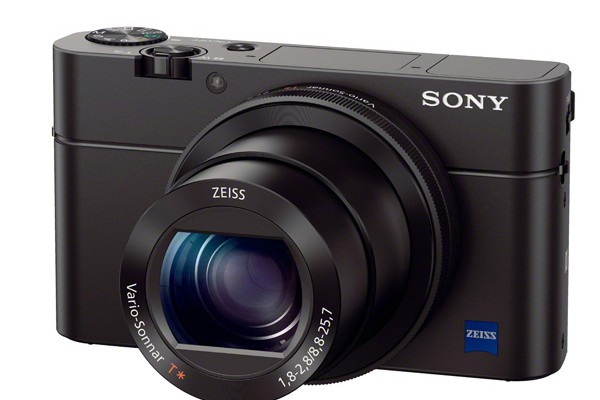 Sony presenta la Sony RX100 III, con mejoras en el objetivo y el visor integrado